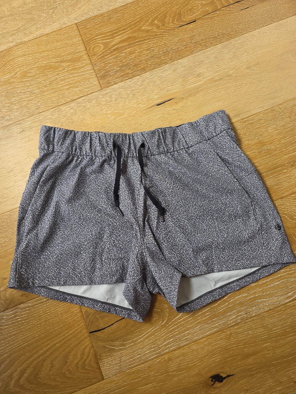 Women’s Lululemon Grey Active Drawstring Shorts